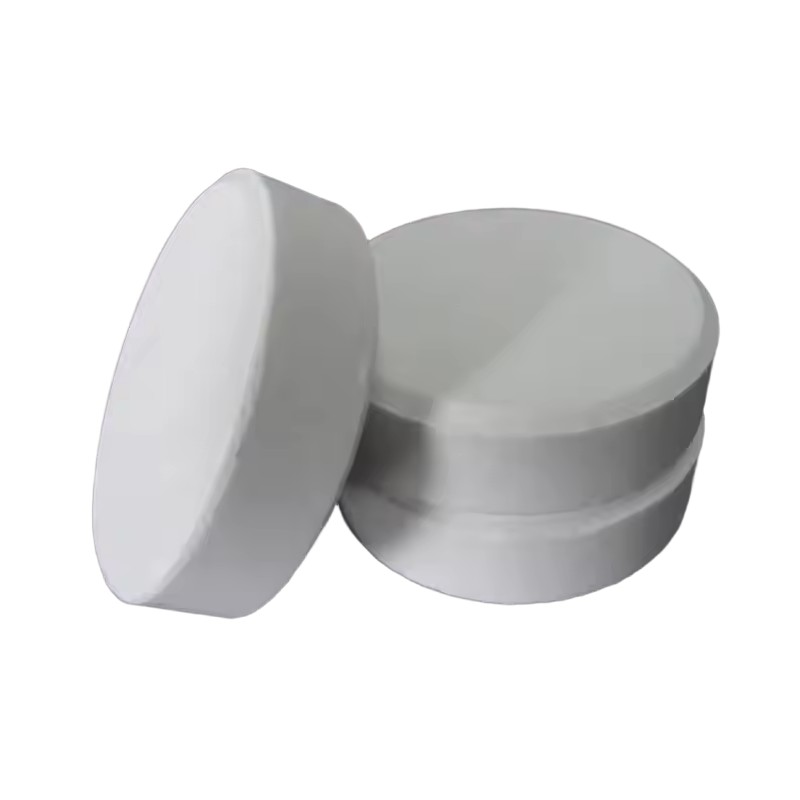 Milyen kulcsszerepet játszik a TCCA (triklór -fociánsav) a vízkezelésben és a fertőtlenítésben?